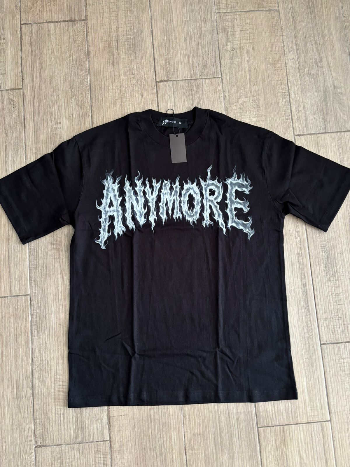 PLAYERA “ANYMORE”